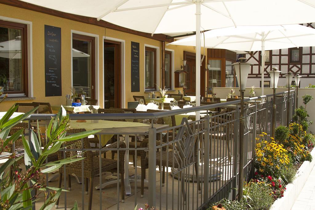 Gasthof - Hotel Zum Loewen Schwabthal Buitenkant foto